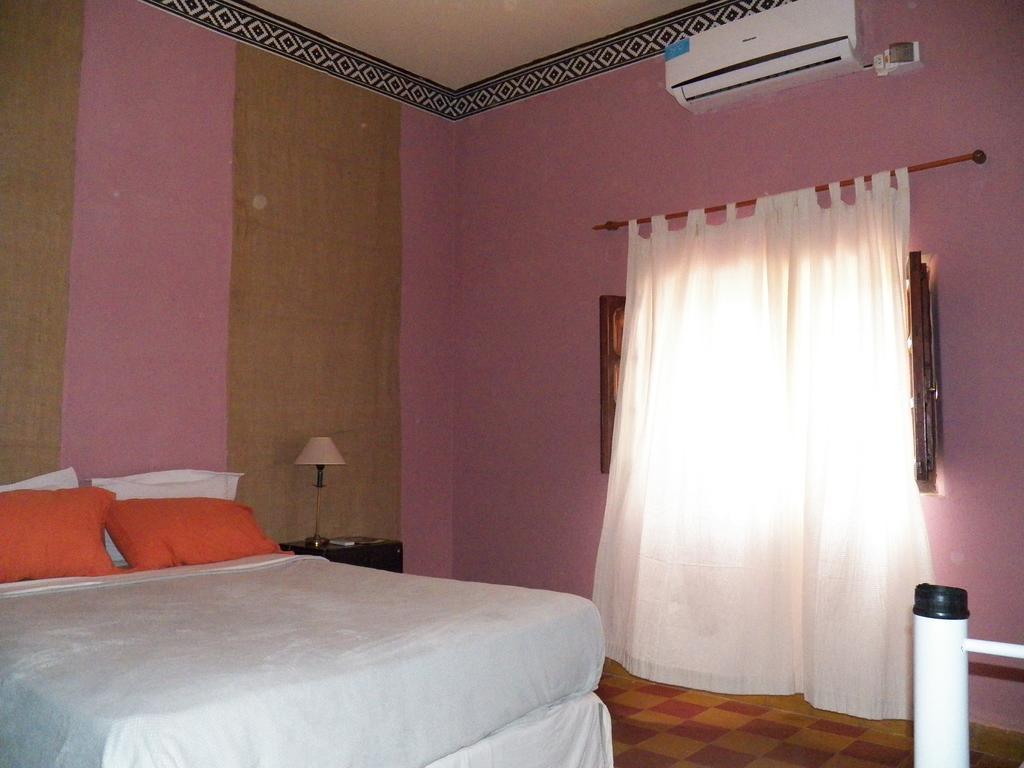 Antigal Hotel Copacabana Room photo